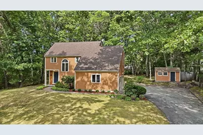 65 Bennett Street, Hudson, MA 01749 - Photo 2