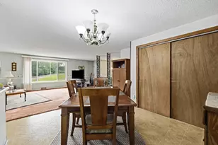 1303 Calkins Rd, Palmer, MA 01069 - Photo 10