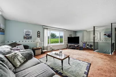 1303 Calkins Rd, Palmer, MA 01069 - Photo 12