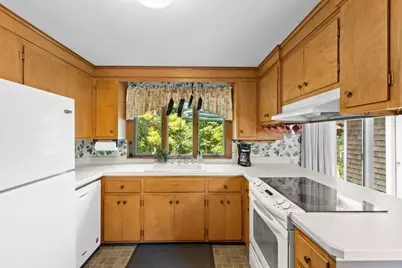39 Coleridge Dr, Falmouth, MA 02540 - Photo 10