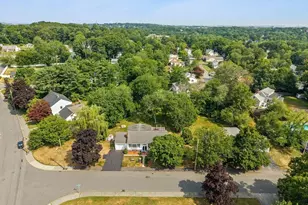 45 Sun Valley Dr, Braintree, MA 02184 - Photo 36
