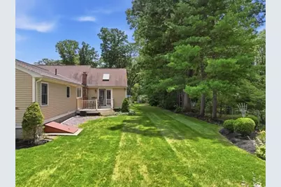 6 Maria Ave, Auburn, MA 01501 - Photo 6