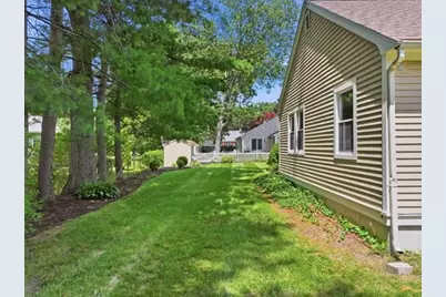 6 Maria Ave, Auburn, MA 01501 - Photo 8