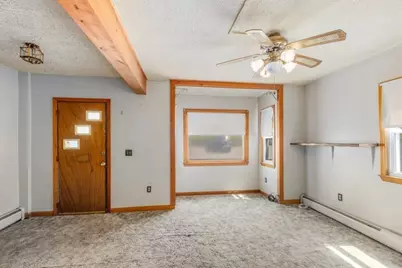 4 L St, Lowell, MA 01850 - Photo 14