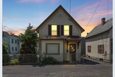 4 L St, Lowell, MA 01850 - Photo 1