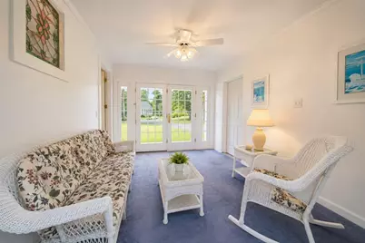 33 Edgewood Rd, Scituate, MA 02066 - Photo 4