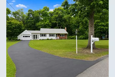 33 Edgewood Rd, Scituate, MA 02066 - Photo 2