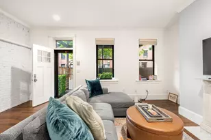 34 Lawrence, Boston, MA 02116 - Photo 4
