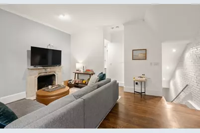34 Lawrence #2, Boston, MA 02116 - Photo 2