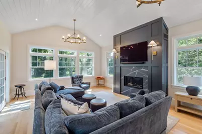 191 Adams St, Milton, MA 02186 - Photo 14
