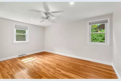 15 Crestwood Drive, Framingham, MA 01701 - Photo 12