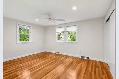 15 Crestwood Drive, Framingham, MA 01701 - Photo 14