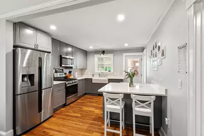 22 Bradford Rd, Milton, MA 02186 - Photo 8