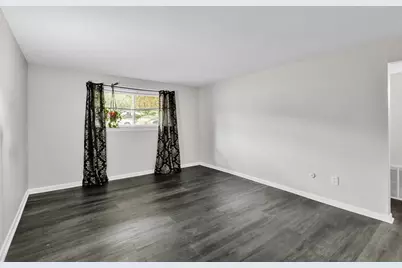 176 Maple Ave #7-1, Rutland, MA 01543 - Photo 4