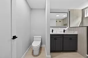 21 Hutchinson St, Winthrop, MA 02152 - Photo 40