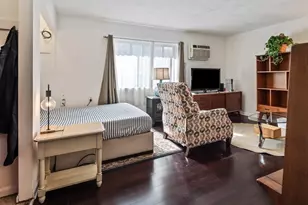 10 Roberts St, Somerville, MA 02145 - Photo 16