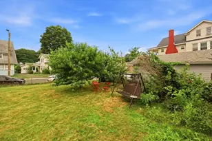 39 Claremont Ave, Holyoke, MA 01040 - Photo 24