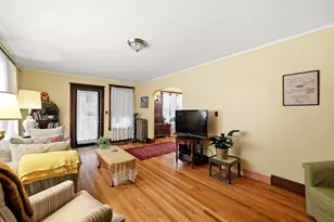 39 Claremont Ave, Holyoke, MA 01040 - Photo 8