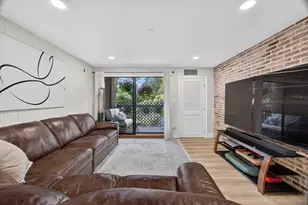 22 Railroad St, Andover, MA 01810 - Photo 14