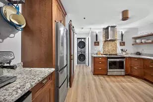 22 Railroad St, Andover, MA 01810 - Photo 6