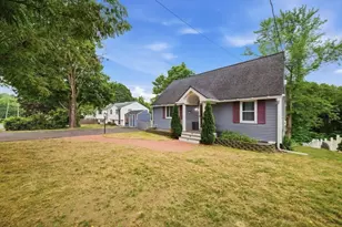 1582 Varnum Ave, Lowell, MA 01854 - Photo 32