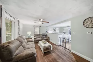1582 Varnum Ave, Lowell, MA 01854 - Photo 22