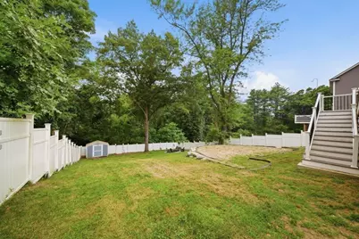 1582 Varnum Ave, Lowell, MA 01854 - Photo 10