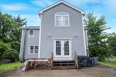 475 Somers, East Longmeadow, MA 01028 - Photo 2
