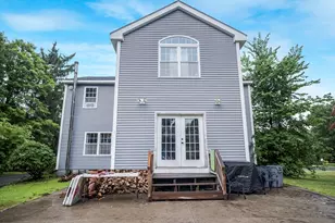 475 Somers, East Longmeadow, MA 01028 - Photo 2
