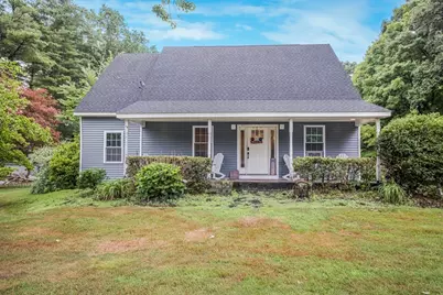475 Somers, East Longmeadow, MA 01028 - Photo 2