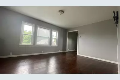588 Hartford Ave W #2, Uxbridge, MA 01569 - Photo 10
