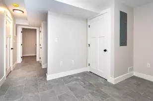 87 Hardy Pond Rd, Waltham, MA 02452 - Photo 28