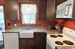 77 Ridge Rd, Marlborough, MA 01752 - Photo 2