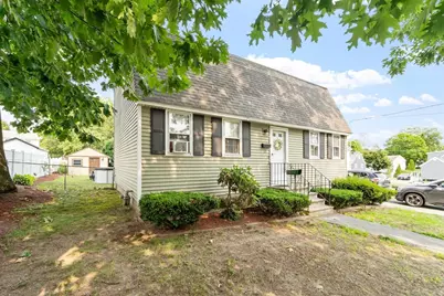 12 Stromquist Avenue, Lowell, MA 01852 - Photo 2