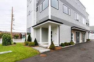 308 Newton St, Waltham, MA 02453 - Photo 2
