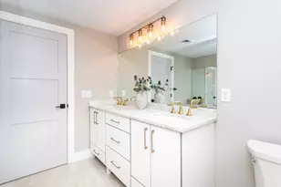 308 Newton St, Waltham, MA 02453 - Photo 24