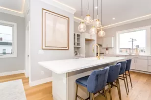 308 Newton St, Waltham, MA 02453 - Photo 8