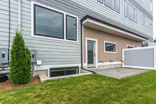 308 Newton St, Waltham, MA 02453 - Photo 6