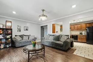 37 Hosmer St, Marlborough, MA 01752 - Photo 12