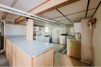 194 Coffin Ave, New Bedford, MA 02746 - Photo 22