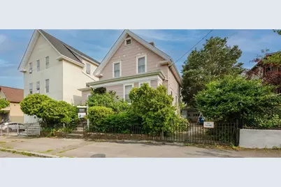 194 Coffin Ave, New Bedford, MA 02746 - Photo 2