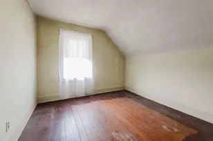 194 Coffin Ave, New Bedford, MA 02746 - Photo 16