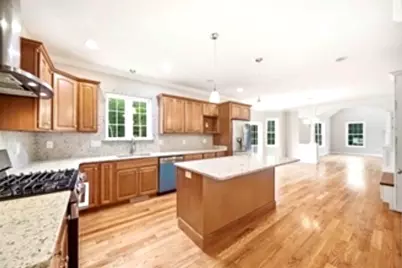 1055 Salem Street, North Andover, MA 01845 - Photo 8