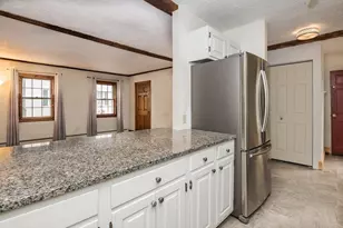 42 Essex St, Salem, MA 01970 - Photo 16