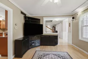 73 West St, Pepperell, MA 01463 - Photo 6