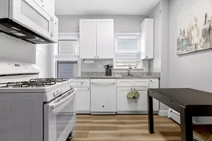 807 E 3rd St, Boston, MA 02127 - Photo 4