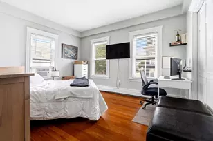 807 E 3rd St, Boston, MA 02127 - Photo 6