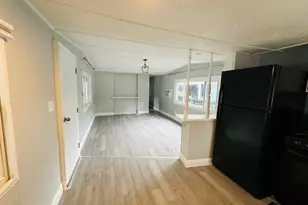 1790 Massachusetts Ave, Lunenburg, MA 01462 - Photo 4