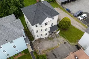 646 Birch St, Fall River, MA 02724 - Photo 2