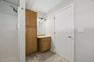 17 Bonner Ave, Fitchburg, MA 01420 - Photo 16